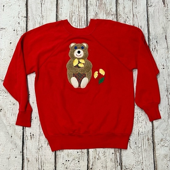 Vintage 1980s Teddy Bear with Flower Red 80s Crewneck Pullover Jumper Sweatshirt - Picture 1 of 4